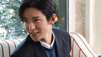 「爽やかオフショットにファン歓喜！」目黒蓮、撮影中の一枚を公開