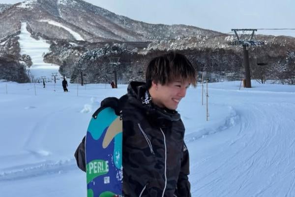 格闘家・田丸辰、休日はスノボ満喫『昔からめっちゃ好きなんすよね〜』