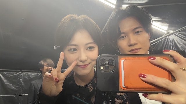 浜辺美波 神木隆之介との仲良し双子ショットが話題に💖「双子だ、、好き🥰💞💞💞💞」