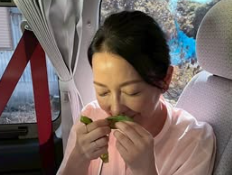 癒やしの瞬間！羽田美智子が明かす暑さ対策と心の教え