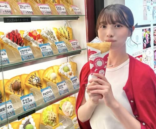 NMB48・安部若菜が久々のクレープを堪能！