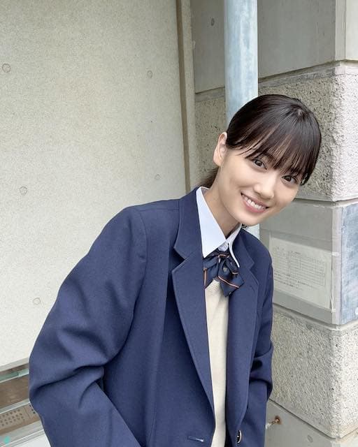 乃木坂46・山下美月 制服姿公開し可愛すぎると話題に💓