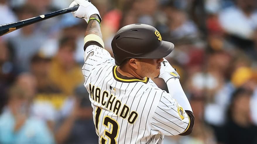 MLBJapan パドレスのマチャド、通算2000安打達成！