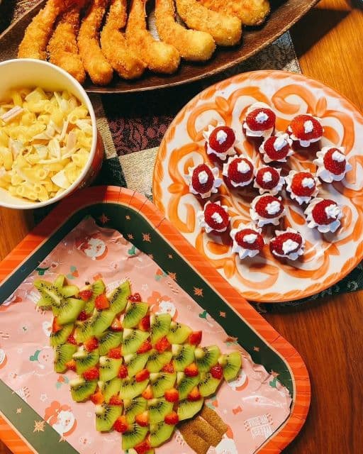 元グラドル手島優、矢口真里・ゆしんとクリスマスパーティー！豪華な手料理を公開