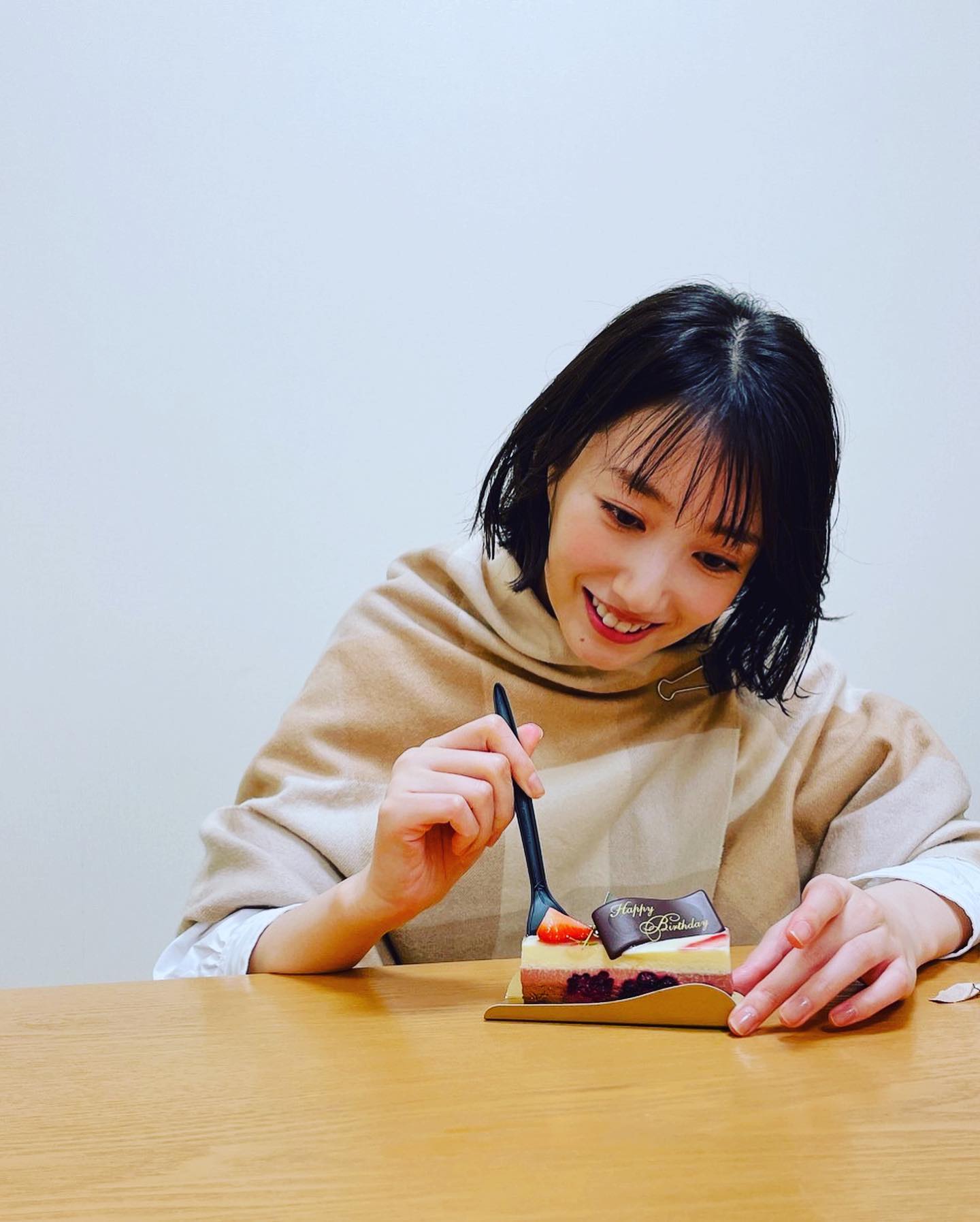 お誕生日を迎えた波瑠さんに祝福の声🎂🎉「ずっと大好きです🥰」