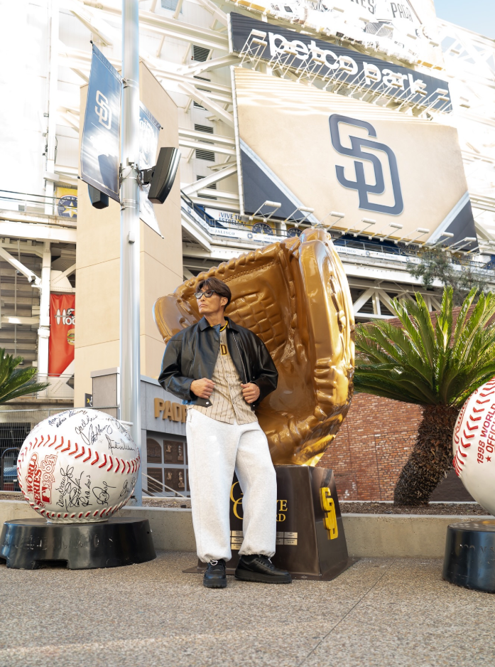 糸井嘉男がサンディエゴで見せた“海外モード”、パドレス本拠地に立つ一枚