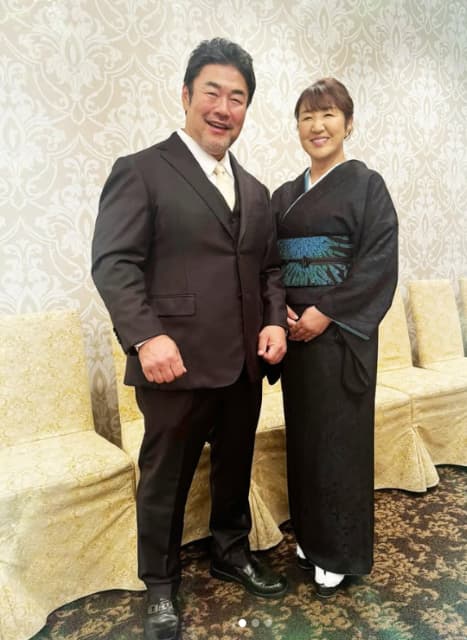 「北斗さんお着物姿ステキです❤️」北斗晶が家族全員で友人の結婚式に参加