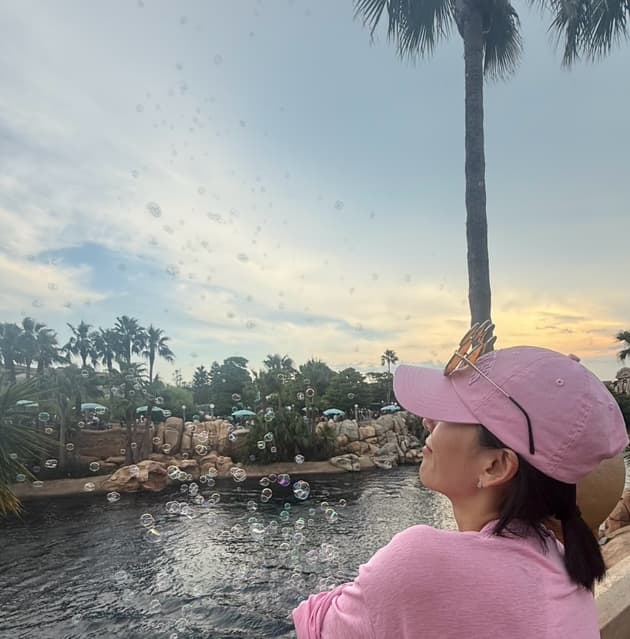 矢沢心、子供たちとディズニーシーへ！子育てと遊びに全力奮闘中の夏休みは終盤戦