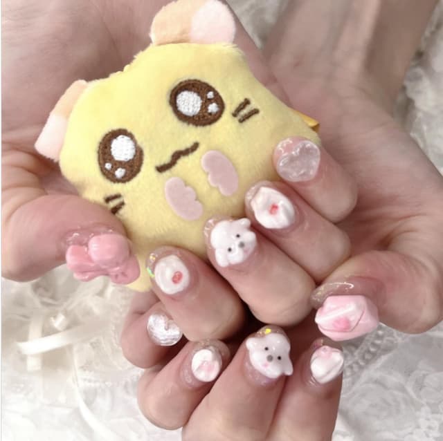 ミームトーキョーのMEWが新しいネイルを公開