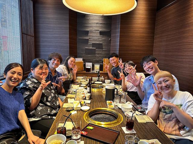丸山桂里奈が超豪華ゲスト目白押しの焼肉ランチへ！「このメンバーでランチ行けたなんて...」