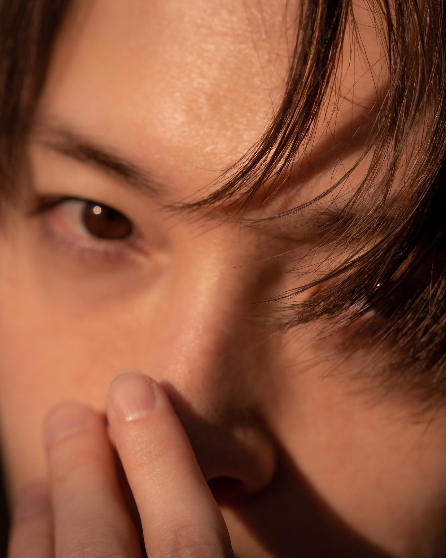 🎤玉森裕太の美しすぎる写真に「ドアップはやばいです🙈💛」