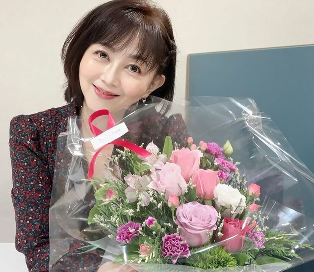 「ついにレベル55」美魔女タレント・浅香唯のバースデー投稿に祝福コメ続々届く！