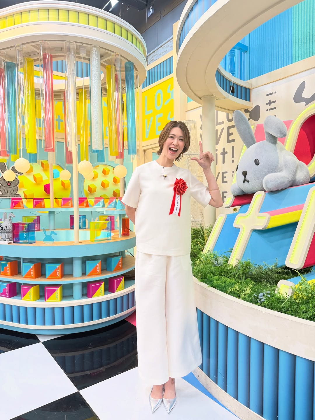 木村沙織、「ラヴィット！」収録オフショット公開　白コーデに反響