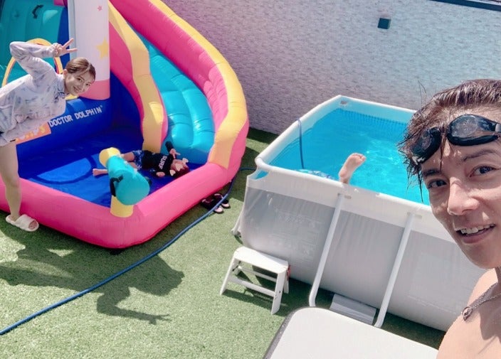 辻希美さん、自宅のプールで夏を大満喫🌟「ゴーグル付けてガチ遊び」