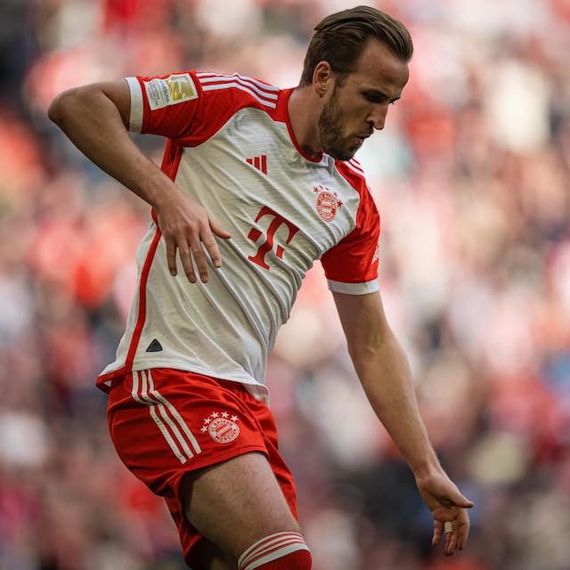 バイエルンのケインがシーズン4度目のハットトリックを達成