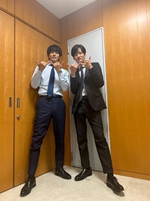 「あと1時間です」松坂桃李×岡田将生、共演者リスペクトの