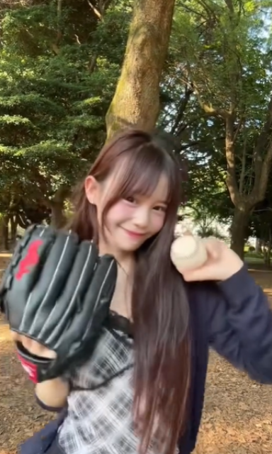 「マイグローブ買ったの」CANDY TUNE・村川緋杏、お気にのマイグローブで可愛すぎるノリノリムービー公開！