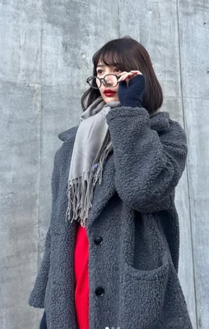 グラドル 白雪りら 旅行コーデを紹介！似合っていると話題に！