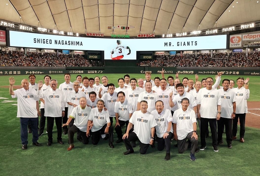 胸を打ち光景！「ミスタープロ野球」長嶋茂雄氏の追悼セレモニーにOB一同が集結をデーブ大久保がインスタに投稿！