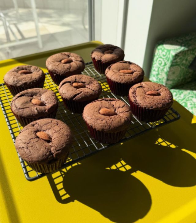 おやつにぴったり！栗原はるみがチョコレートマフィンのレシピを紹介