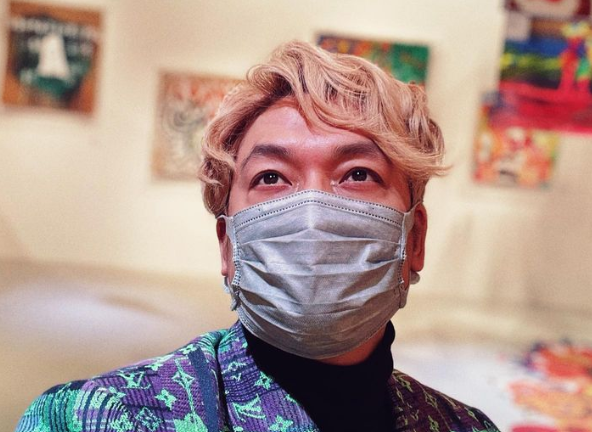 「香取慎吾幸せです」自身の個展で来場者と語り合う🍵✨