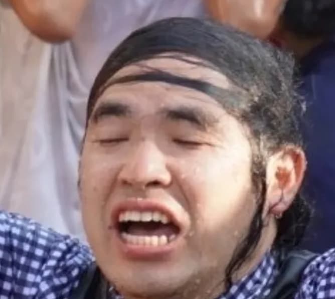 「似すぎてる！」ロッチ・中岡創一、あの大物師匠との激似写真をアップ！