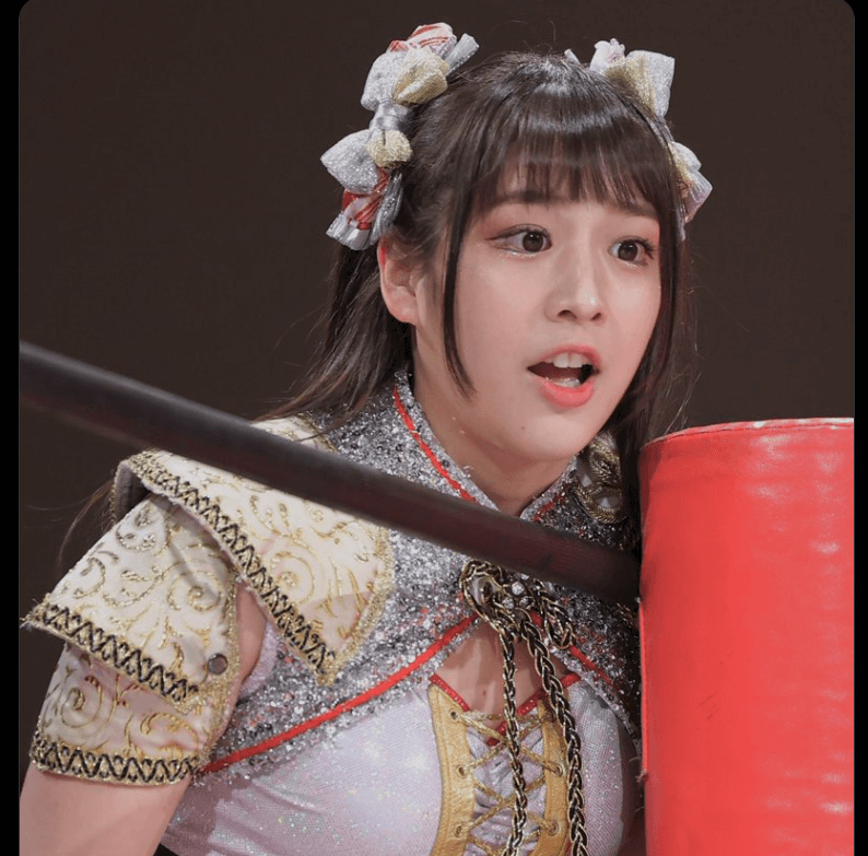 東京女子プロレス 上原わかな、「#写真で一言」でファンとのユーモアな交流！
