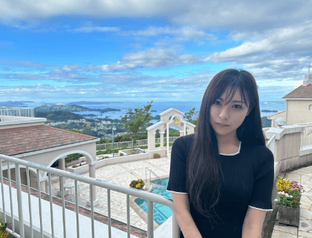 イエローキャブ（YellowCab）進藤もも、地元での美しい瞬間をシェア！