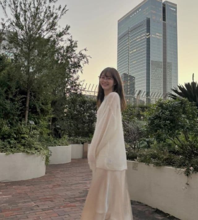 元AKB48・市川美織がオールホワイトコーデを披露「みおりん永遠に可愛い」などとファン絶賛