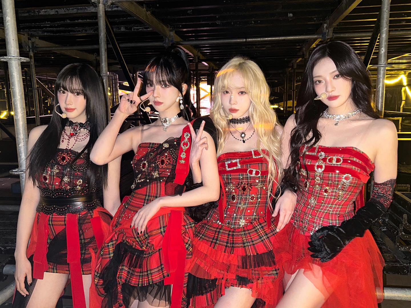 aespaがインスタグラムを更新！お姫様のようなビジュアルが話題❤️✨