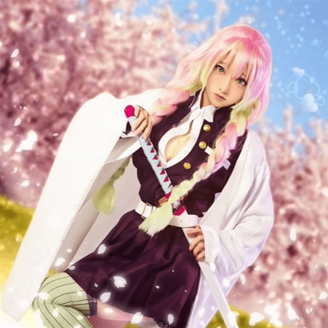 鬼滅の甘露寺蜜璃ファンが歓喜！「火将ロシエル」の魅了コスプレ