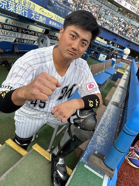 ⚾️ロッテ 大学通算1安打の育成ドラ2捕手がプロ初出場✨