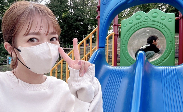 辻希美、ランチ後に襲った悲劇…公園で〇〇まみれに😵