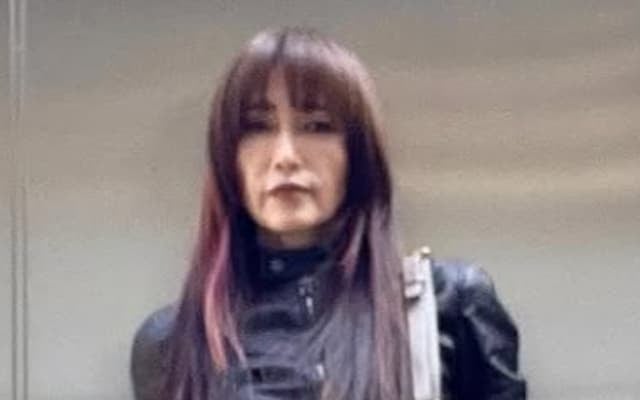 工藤静香、愛用レザーパンツを“靴屋で修理”！ 母の助言で諦めず「履き心地バッチリ」