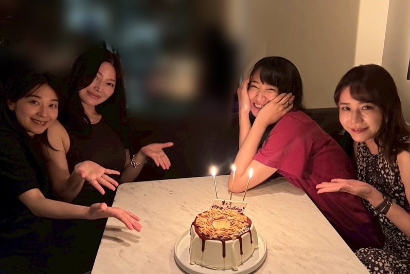 相沢菜々子が大好きな人たちと誕生日をお祝い！感謝を綴る