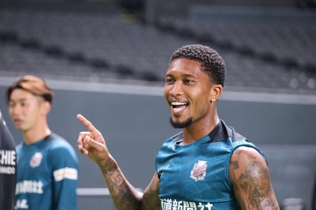 コンサドーレ札幌、鳥栖戦へ笑顔で士気高まる「勝利へ向けた仕上げの一枚」