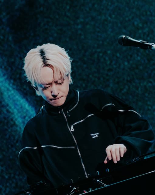 DJ松永、「口元むぐっと」なライブオフショットを公開！