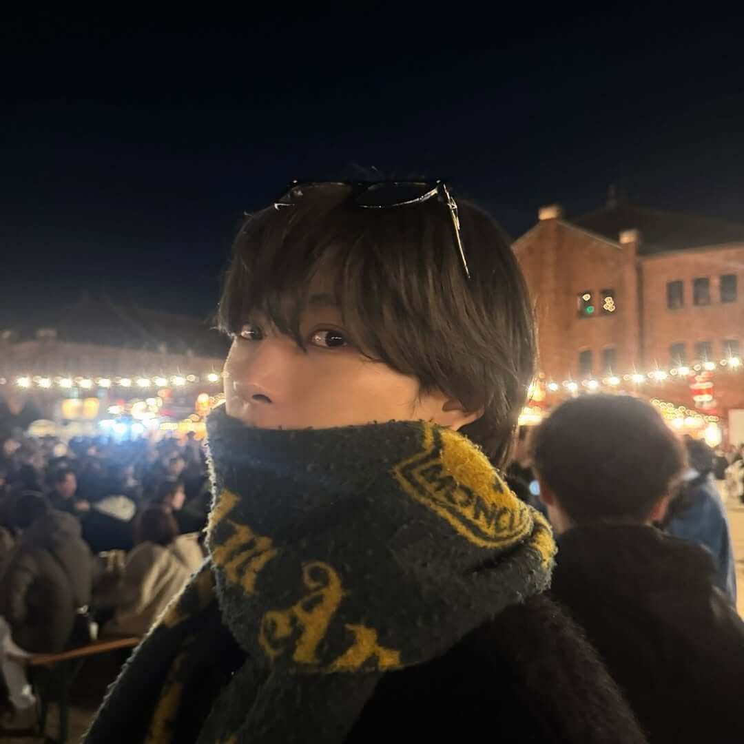 アーティスト・NOA、横浜赤レンガ倉庫のクリスマスマーケットを堪能！