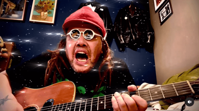 野爆くっきー、あのアイドルの大ヒット曲を弾き語るも「原型どこいった？」