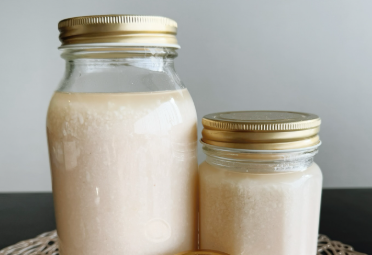 横山めぐみ、自家製塩麹を仕込み「何にでも使えて便利！」