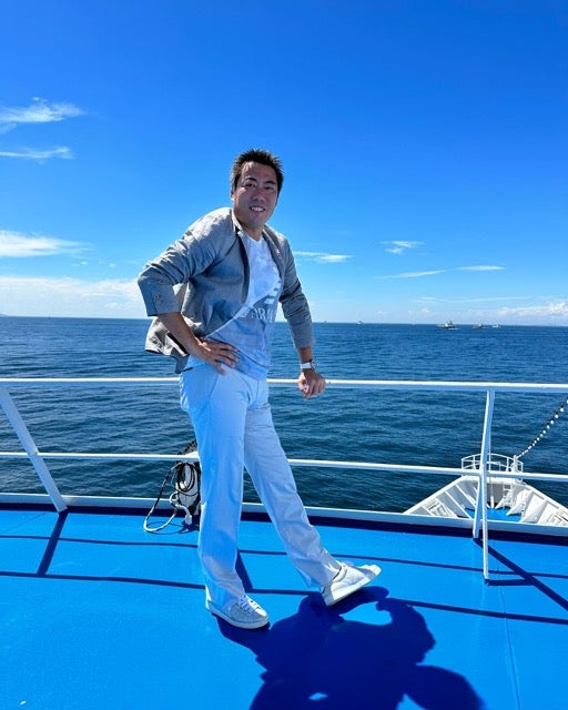 上原浩治の船上ショットに「似合ってます❗️」⛴⚾️