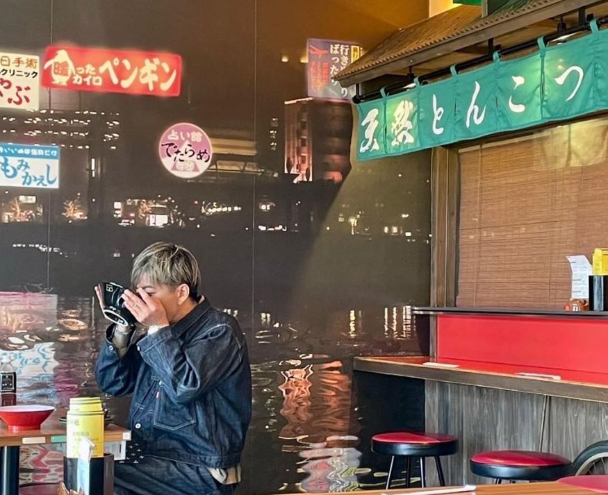 木村拓哉が福岡の屋台ラーメンを堪能