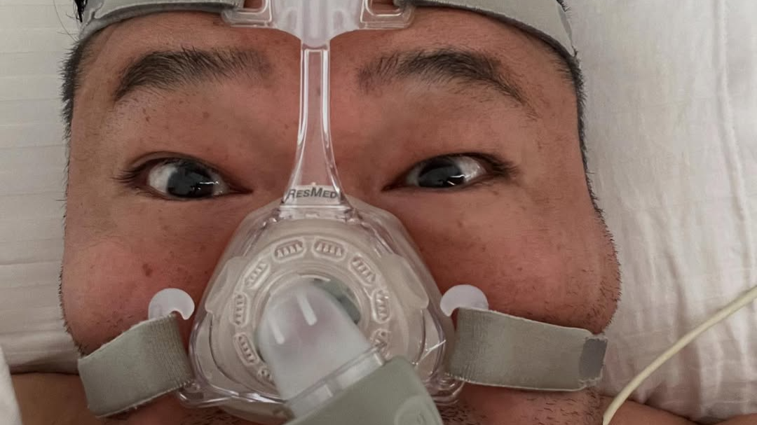 「えっ⁉これは」豊ノ島、睡眠の秘密アイテムを披露