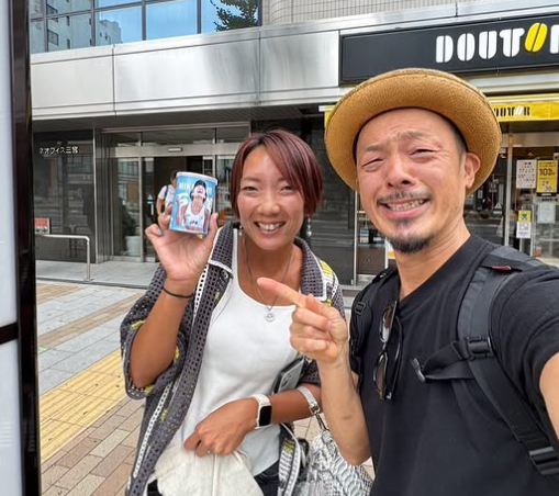 心温まる “おすそ分け”！石井美樹がプリングルス＆Tシャツまで手作り発表