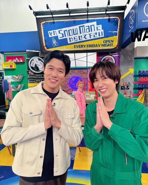 阿部亮平と鈴木亮平のW亮平共演。知性とユーモアあふれるオフショット。