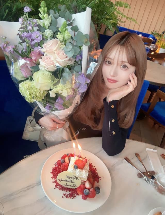 「美しすぎます」38歳の誕生日を迎えた武藤静香の最新ショットに多くのファンが反応