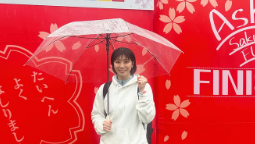 アナウンサー田中友梨奈、人生初のハーフマラソンに挑戦！土砂降りの中で見せた笑顔のゴール！