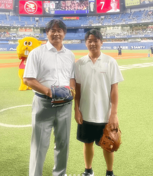 谷亮子、京セラドーム大阪での始まりの球式に感動！