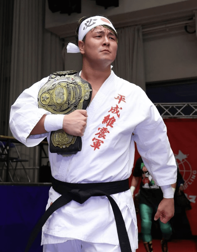 青柳優馬、後楽園大会で「侍」としての勇姿を披露！