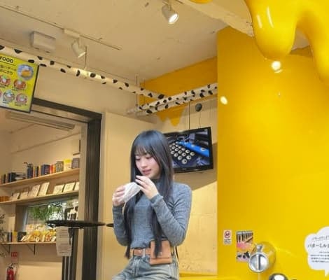 「美味しいもの沢山食べれてほくほく」大白桃子が観光地グルメを満喫！